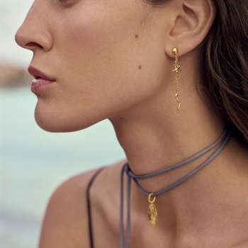 Die Aruba-Ohrringe in vergoldete silber von Maanesten